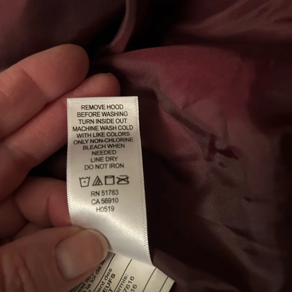 NWOT. Maurice's sleeveless vest with removable hood. - Picture 10 of 10